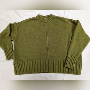 Women's sweater
